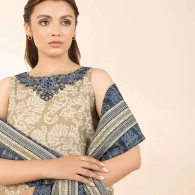 3Pc Embroidered Khaddar Suit