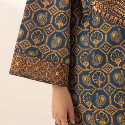 3 Piece - Embroidered Light Khaddar Suit