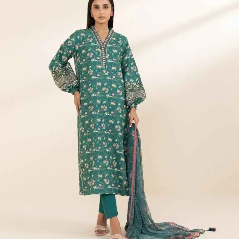 3 Piece - Embroidered Khaddar Suit